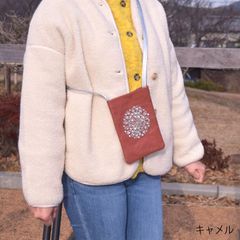 サコッシュ キャメル 本革 スマホショルダー スマホポーチ モロッコ 本革 携帯ポーチ スマホケース
