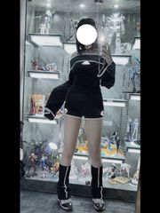 サイバー風 ✴︎ セットアップ 上下セット 闇かわいい 地雷系 黒×水色 コスプレ風 衣装 フレア袖 ショートパンツ 近未来系 ファッション ライブ撮影用 イベント用 病みかわ 原宿系　サブカル　ファッション　スポーティー