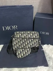 Dior(ディオール) オブリーク トリプル メッセンジャーバッグのサムネイル