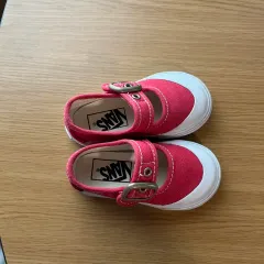 VANS(ヴァンズ) 幼児 メリー ジェーン 赤 115
