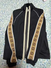 2025年最新】GUCCI ジャンパー・ブルゾンの人気アイテム - メルカリ