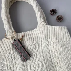 『冬のほっこりミニミニポーチ  キーリング 付き』　カラビナ可　ウール素材