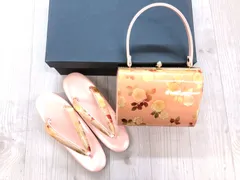【匿名配送OK・美品】草履 バッグ セット ／ Zori Sandals & Handbag Set 艶やかピンク×薔薇柄 [M〜Lサイズ相当] 振袖・卒業式に◎ 和装小物