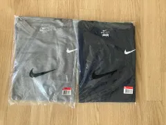 NIKE ナイキ 長袖Tシャツ 新品