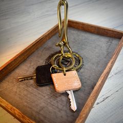 【キーホルダー 】キーリング ベルトループ キーカバー 真鍮