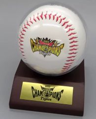 阪神タイガース2023年 セ・リーグ優勝記念ボール ケース付 - メルカリ