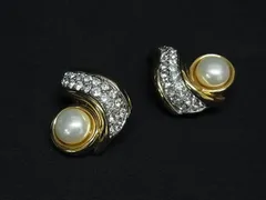 ■美品■ NINA RICCI ニナリッチ パール ラインストーン クリップ式 イヤリング アクセサリー ゴールド系×シルバー系 DK4581