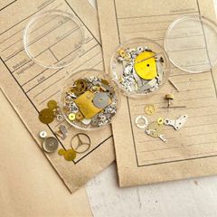 377・Ｔ-528　時計パーツ・時計部品　素材　ハンドメイド　スクラップ　ジャンクジャーナル　時計　アンティーク　クラフト　レジン　素材　ネジ　パーツ