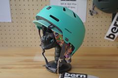 【bern】MACON VISOR 2.0 Lサイズ【新品】自転車ヘルメット