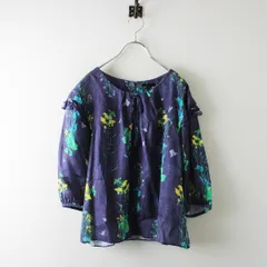 大きいサイズ 定価2.9万 TO BE CHIC トゥービーシック ボタニカルフラワープリントブラウス 42/ネイビー【2400012115392】のサムネイル