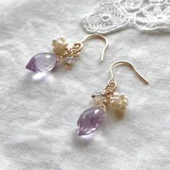 ピンクアメジストとオパールの優しいお色ピアス