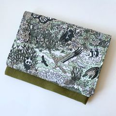 移動ポケット　リバティ　男の子　動物