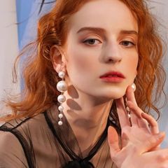 新品未開封★パール ピアス 6連 ゴールド ロングピアス 大ぶり結婚式二次会