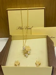 早い者勝ち⭕【美品】ヴィンテージアクセサリー　３点セット（Plus Vendome　プラスヴァンドーム）アイボリーカラー　バラモチーフ　平成レトロ　レディース　ゴールド