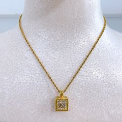 76NCフレームドCHプラスチャームwithパヴェダイヤモンド24k GP - メルカリ