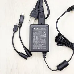 CD-VT2 | Portable CD Vocal/Instrument Trainer | TASCAM