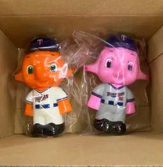 サトちゃん＆サトコちゃんのファイターズのバンクフィギュア　２個セット サトちゃん＆サトコちゃんのファイターズのコインバンク