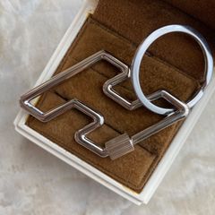 Item thumbnail for item c1ba63c7-92fe-4681-acff-2c96c437f0a1