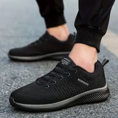 色々なスタイルに合わせやすいソフトで軽くて履きやすいかわいいスリッポンスニーカーブラック  普段履きアウトドアなどマルチに活躍！お買い得！送料無料！