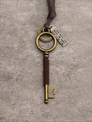 古民具 古鉄 古い錠前 鍵 2点 V R8682 古民具 古鉄 古い錠前 鍵 2点 V