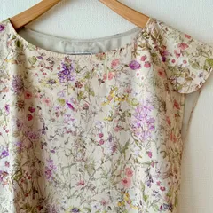 ☆美品☆【anatelier アナトリエ】リバティ　ブラウス　Wild Flowers ワイルドフラワー柄　サイズ40　日本製