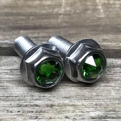 ステンレス＆緑クリスタルガラス 高耐久性 スワロフスキー ナンバーボルト 2本