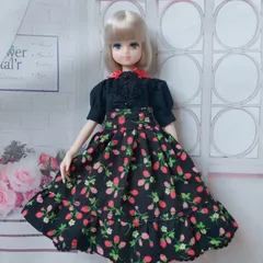 2025年最新】リカちゃん いちごワンピースの人気アイテム - メルカリ