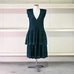 ● PLEATS PLEASE ISSEY MIYAKE 2013AW モヘア混刺繍 緑無地ポリ セットアップ 3