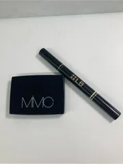 02.0072 MiMC アイシャドウパレット LB ディオアイクレヨン ブラウン系のアイシャドウになります。 アサイーやローズヒップオイル配合でしっとりとした質感を演出 同じ色合いのペンシルタイプのアイシャドウと一緒に