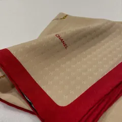 美品⭐︎本物 CHANEL マトラッセ柄 スカーフ 大判 シルク ビンテージ 希少 楽天市場】【中古】｜CHANEL シャネル スカーフ マトラッセ柄