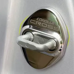 【ラスト1点】取り付け簡単【シルバー】CC-MGY 4PCS ステンレス パーツ 内装 カローラクロス 専用 ストライカー トヨタ カバー ドアロック 新型 カバー メッキ OKAYOHINN アクセサリー