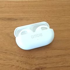 【早い者勝ち!!】ambie sound earcuffs AM-TW01 イヤホン WHITE