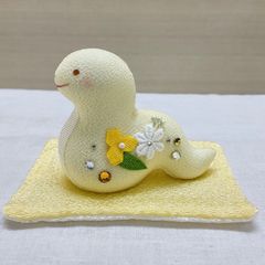令和七年 干支飾り【淡色 巳】迎春 巳年 花飾り 可愛い 2025年 玄関 パステルカラー リュウコドウ 新品未使用品 日本製