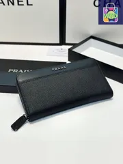 【今日特価】Prada プラダ クロスグレイン牛皮財布 原版素材使用、精緻な車線仕上がり