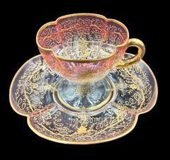 【希少】moser（モーゼル）カップ＆ソーサー 1880年頃 豪華 金盛り 金彩 エナメル 葡萄文様 クランベリーグラス 熟練職人による手拭き F002