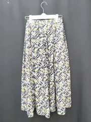 ◇ earth music&ecology アース ミュージック＆エコロジー 膝下丈 フレア スカート サイズＦ ホワイト マルチ レディース P  【1405230014480】