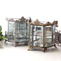 ◇メルカリ祭り期間値下げ中‼️高さ36センチ ガラス三段 ショーケース