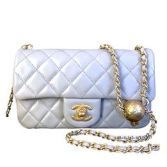 CHANEL ボールチェーンミニマトラッセ パールクラッシュフラップバッグ グレー