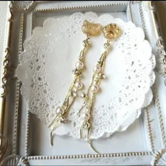 ♪ゴールドキャット×デザインチェーン　アシンメトリー　ピアス/イヤリング♪