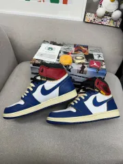 2025年最新】UNION jordan1の人気アイテム - メルカリ