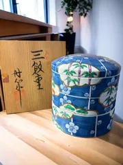 古い色絵重鉢　古伊万里　段重　色絵　 四段重 Yahoo!オークション -「古伊万里 三段重」(アンティーク