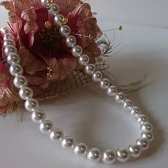 花珠真珠風ネックレス