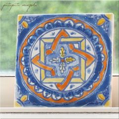 タイル　チュニジアタイル   3F   手描き  Ｓ  パタパタ民族  チュニジア  雑貨  小物