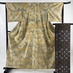 紬 身丈162cm 裄丈65.5cm M 袷 袋帯セット 幾何学模様 ベージュ 正絹 美品 名品 【中古】