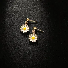 デイジー　ピアス