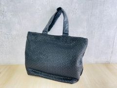 美品]CHEVERE! チェベレ チャーム付き メルカドバッグ カゴバッグ