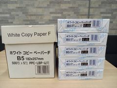 コピー用紙　Ｂ５　ＵＰＭホワイトコピーペーパー ５００枚×５冊