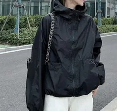 レディース メンズ アウター 春 秋 黒 ブラック フード付き ジップアップ ブルゾン ジャケット 体型カバー オーバーサイズ 長袖 軽量 通勤 通学 カジュアル 羽織 UV対策 ユニセックス [1112]