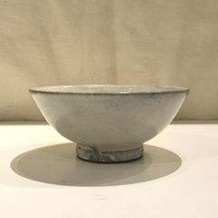 やちむん　島常信　4.5寸粉引マカイ