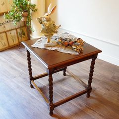ARCHIVE 】 BOBBIN LEG — 19世紀の小さなサイドテーブル - メルカリ